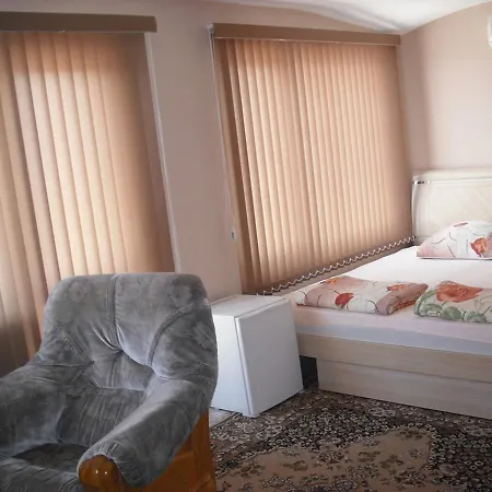 The White House فندق 3*